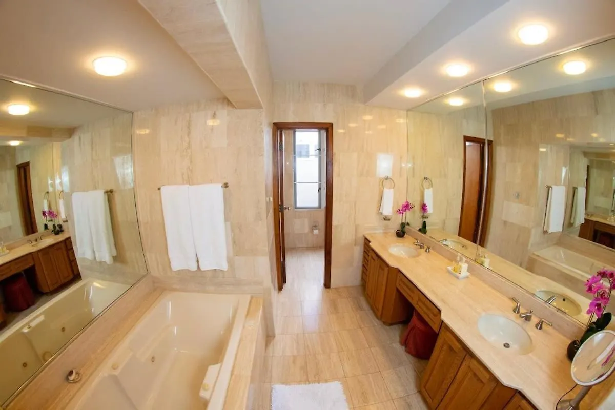 Villa Granada At Dorado Beach Resort Pool Nearby 0*,  Porto Rico